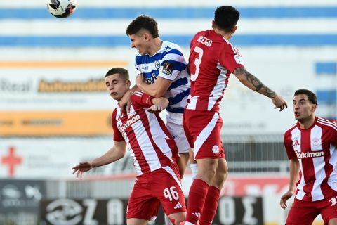 Σέντρα στη Super League 2026-2027 με τρεις αναμετρήσεις