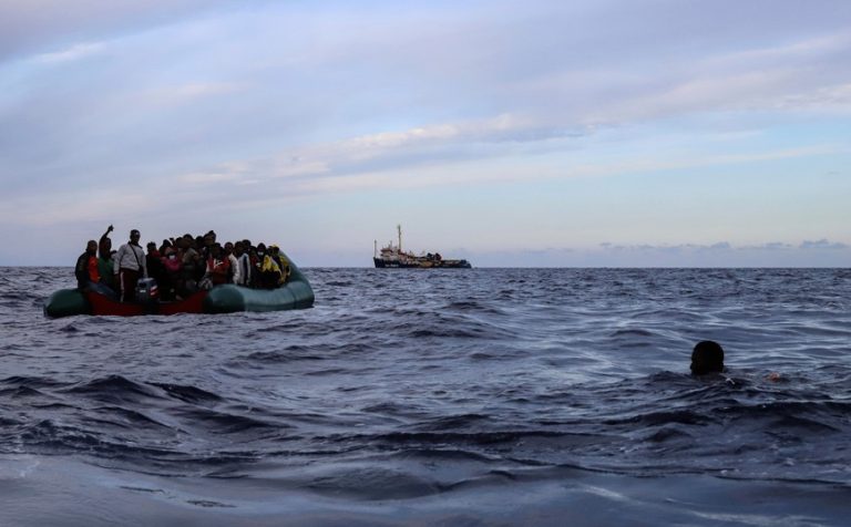 Διπλές συγκεντρώσεις σήμερα στο Ηράκλειο για το μεταναστευτικό ζήτημα