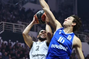 Τα φώτα πέφτουν στο “Ιβανώφειο”