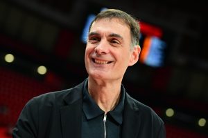 Μπαρτζώκας: «Στο δεύτερο μέρος κατεβάσαμε πολύ την ταχύτητα» – Τι είπε για τον Τζόουνς