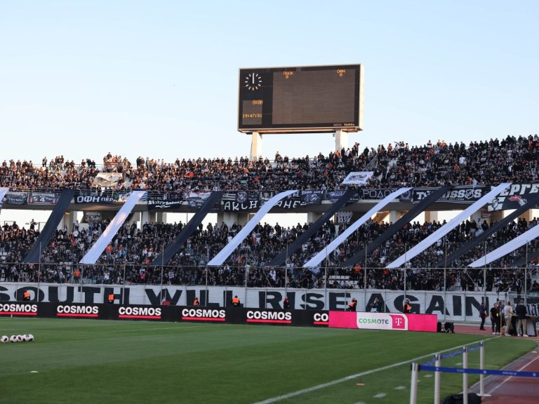 Pics | Η “ασπρόμαυρη” λαοθάλασσα έκανε “Γεντί Κουλέ” το Πανθεσσαλικό!