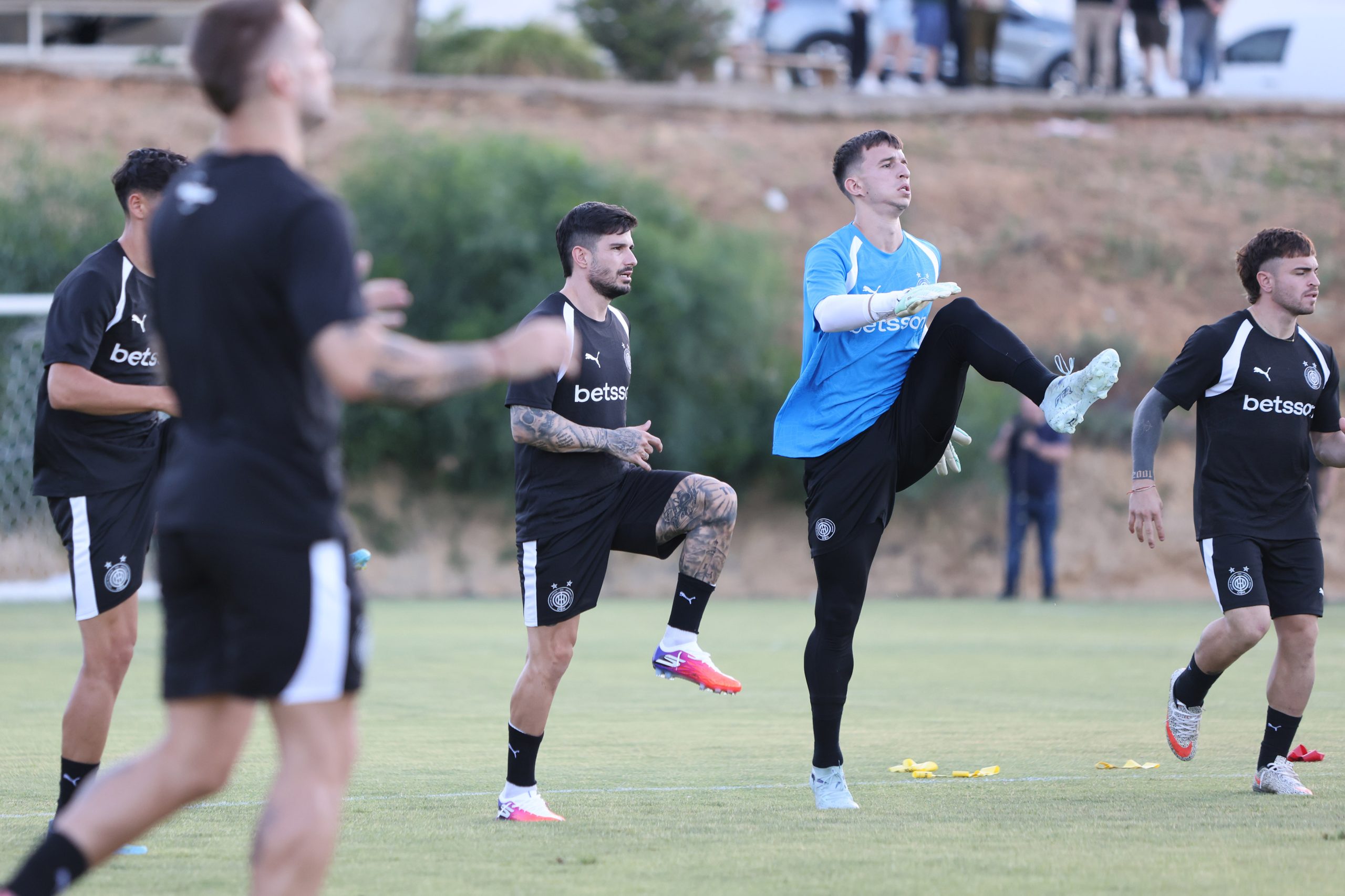 Video | Η δουλειά των τερματοφυλάκων μέσα από το OFI TV