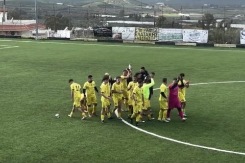 Συνεχίζει την ενίσχυσή του ο Κόρακας