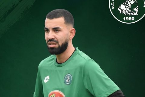 Παραμένει στις Αγίες Παρασκιές και ο Θεοδωράκης