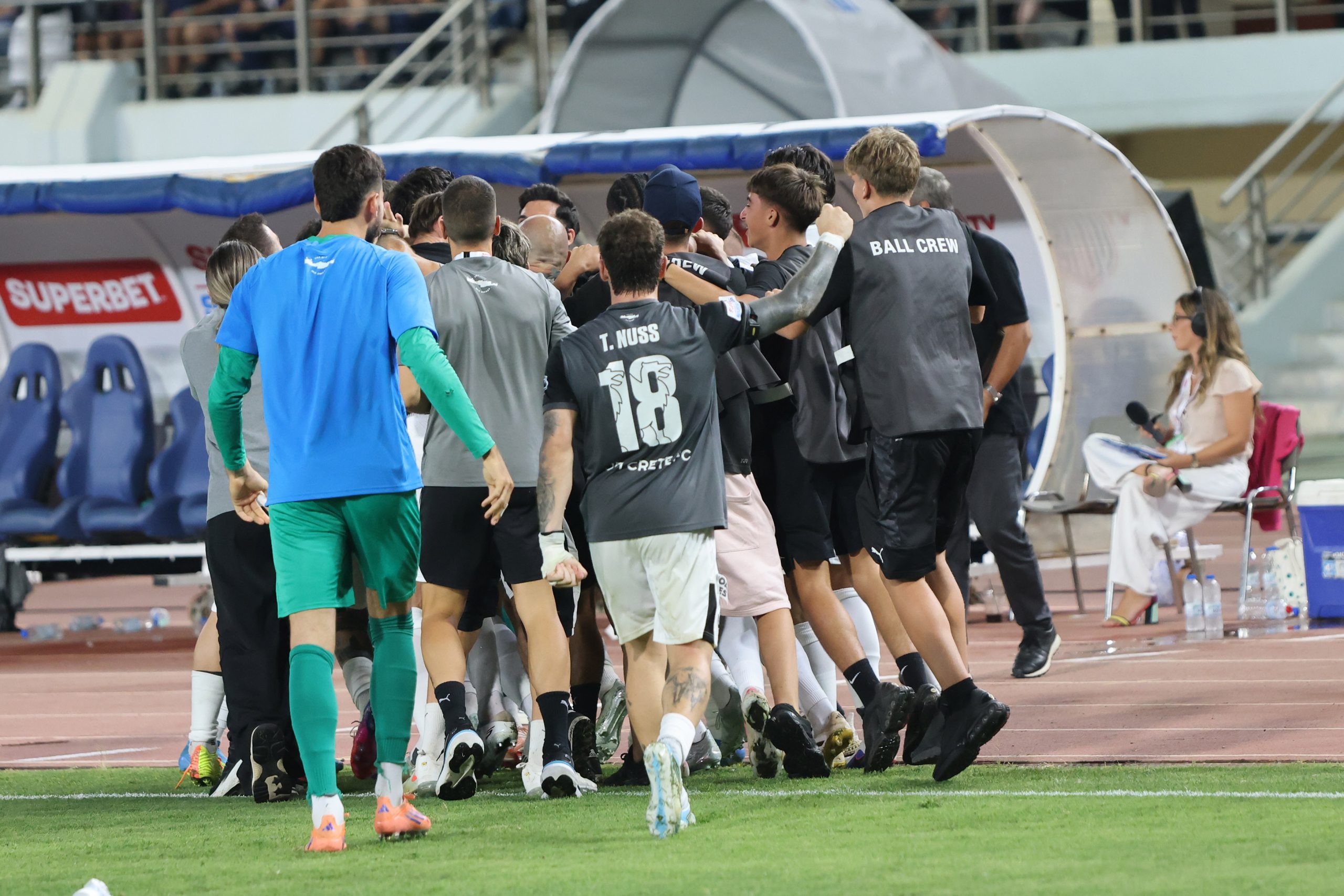 ΤΕΡΑΣΤΙΟΣ ΟΦΗ! ΠΗΡΕ ΚΑΙ ΤΟ SUPER CUP!
