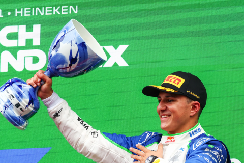 Στην Κρήτη για διακοπές οδηγός της Formula 1!