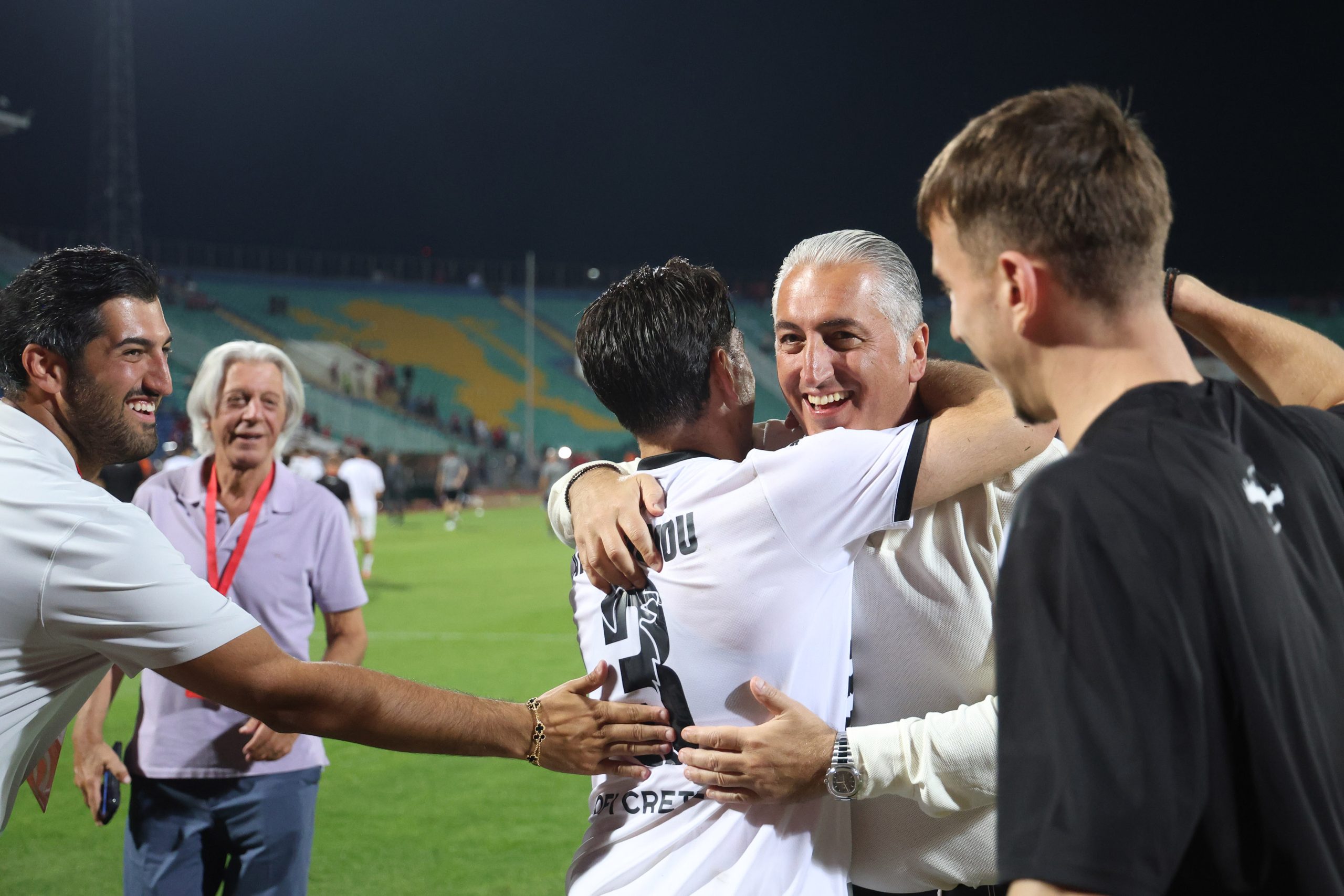 Μπούσης: «Sky is the limit, να ονειρευόμαστε για το καλύτερο»