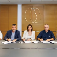 Υπογραφή πρώτης ενιαίας Επιχειρησιακής Συλλογικής Σύμβασης της CrediaBank
