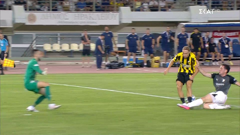 Video | ΑΕΚ – ΟΦΗ: Απίστευτο τάκλιν του Αθανασίου στον Μάγερ!
