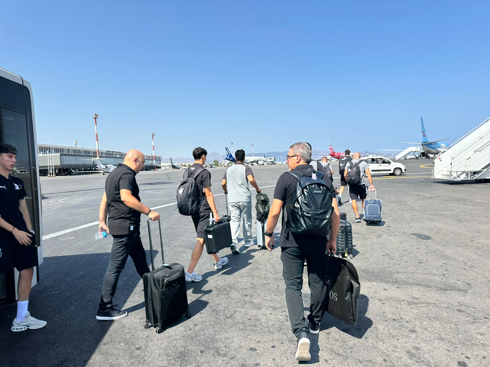 Πέταξε για τη Σόφια η αποστολή του ΟΦΗ – Και τώρα η πρόκριση!