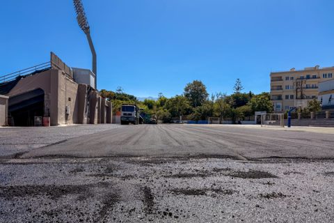 Εργασίες ασφαλτόστρωσης στο Εθνικό Στάδιο Χανίων