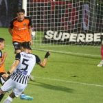Super League: Με τέσσερις αναμετρήσεις συνεχίζεται η 8η αγωνιστική