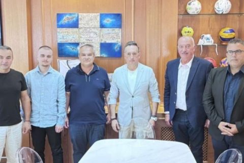Υπογράφηκε η σύμβαση κατασκευής του νέου κολυμβητηρίου στην Αλεξανδρούπολη