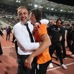 Αφιέρωμα: Ένας Χρόνος Χρήστος Κόντης στον ΟΦΗ – Η Αναγέννηση του «Ομίλου» με εκείνον Στρατηγό στον πάγκο του!