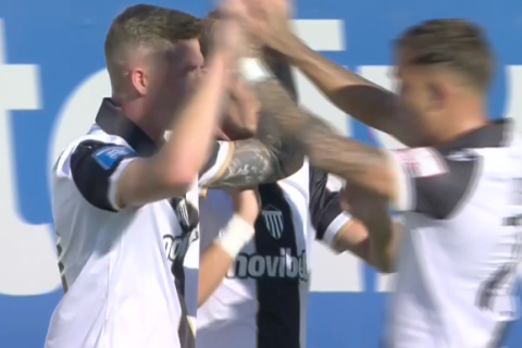 Η Καλαμάτα προηγείται 2-0 του ΟΦΗ στο ημίχρονο: Δείτε τα γκολ του Κουρμινόφσκι