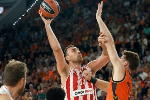 Απίστευτη ανατροπή από τον Ολυμπιακό στη Βαλένθια