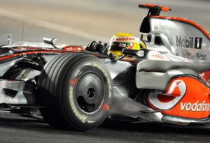 Grand Prix Σιγκαπούρης 2012: Hamilton!!!