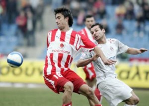 Στους ‘4’ o Ολυμπιακός